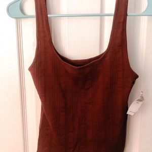 AE Ribbed tank
